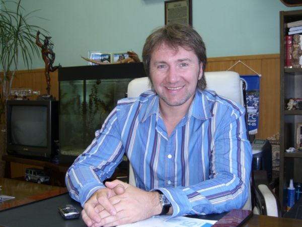 «Принимать на работу знакомых и родственников – порочная практика»